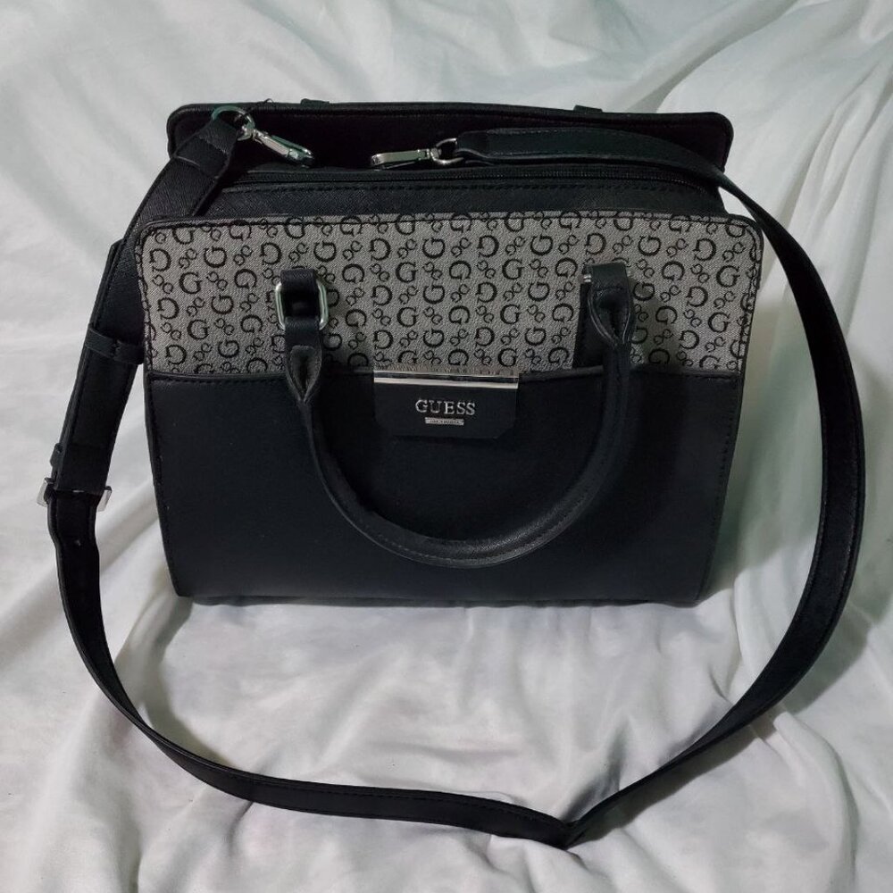 90s Black and Printed Medium Guess Purse